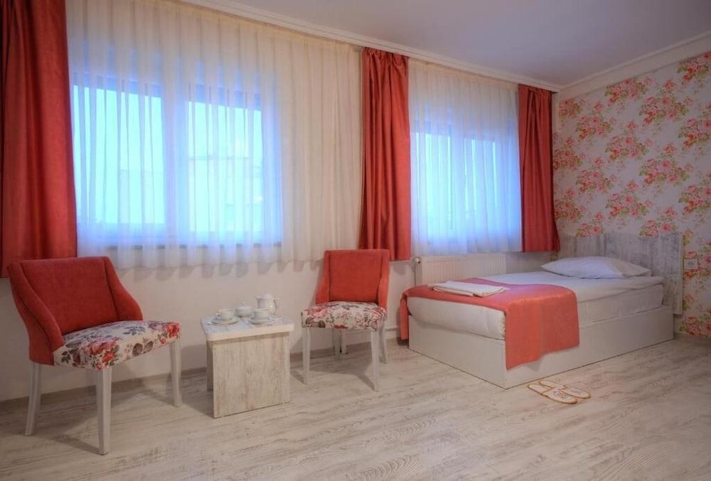 Otel Abro Sezenler